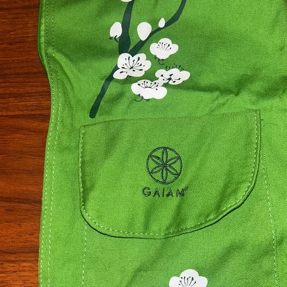 GAIAM Green Floral Yoga Mat Sling Bag Only - Picture 3 of 11
